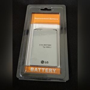 LG Cell Phone Replacement  Battery NIB
